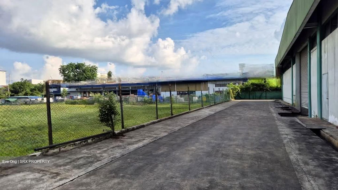 Benoi Road (D22), Factory #580629471